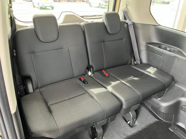 セレナ ｅ－４ＯＲＣＥ　ハイウェイスターＶ（33枚目）