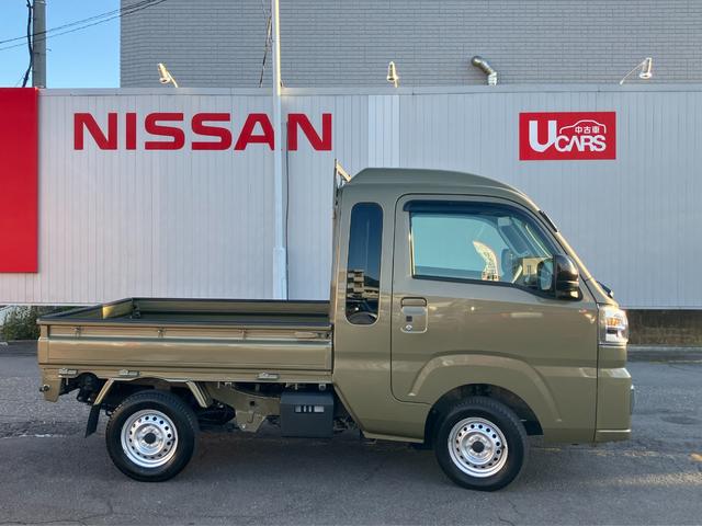 ハイゼットトラック ジャンボエクストラ 4WD 軽トラック 衝突被害軽減システム クリアランスソナー スマートキー アイドリングストップ 電動格納ミラー ESC エアコン パワーウィンドウ 運転席エアバッグ CD(15枚目)