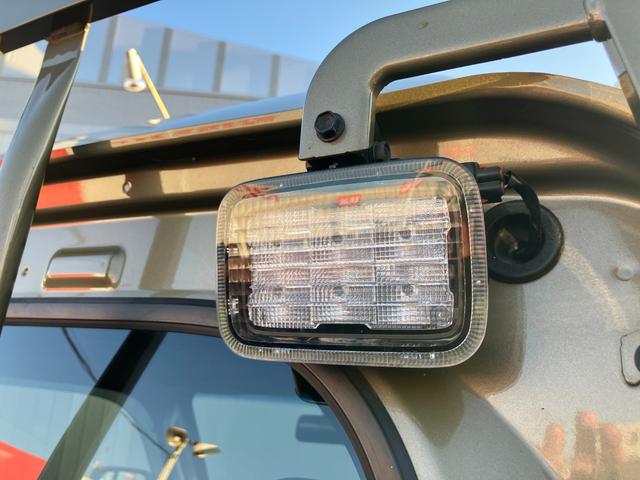 ハイゼットトラック ジャンボエクストラ 4WD 軽トラック 衝突被害軽減システム クリアランスソナー スマートキー アイドリングストップ 電動格納ミラー ESC エアコン パワーウィンドウ 運転席エアバッグ CD(22枚目)