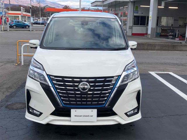 セレナ e-パワー ハイウェイスターV ドライブレコーダー ETC 全周囲カメラ ナビ TV クリアランスソナー オートクルーズコントロール パークアシスト 衝突被害軽減システム 両側電動スライドドア オートライト LEDヘッドランプ(12枚目)