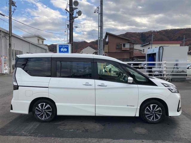 セレナ e-パワー ハイウェイスターV ドライブレコーダー ETC 全周囲カメラ ナビ TV クリアランスソナー オートクルーズコントロール パークアシスト 衝突被害軽減システム 両側電動スライドドア オートライト LEDヘッドランプ(14枚目)