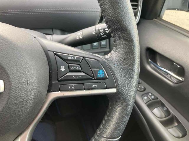 セレナ e-パワー ハイウェイスターV ドライブレコーダー ETC 全周囲カメラ ナビ TV クリアランスソナー オートクルーズコントロール パークアシスト 衝突被害軽減システム 両側電動スライドドア オートライト LEDヘッドランプ(21枚目)