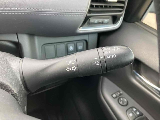 セレナ e-パワー ハイウェイスターV ドライブレコーダー ETC 全周囲カメラ ナビ TV クリアランスソナー オートクルーズコントロール パークアシスト 衝突被害軽減システム 両側電動スライドドア オートライト LEDヘッドランプ(23枚目)