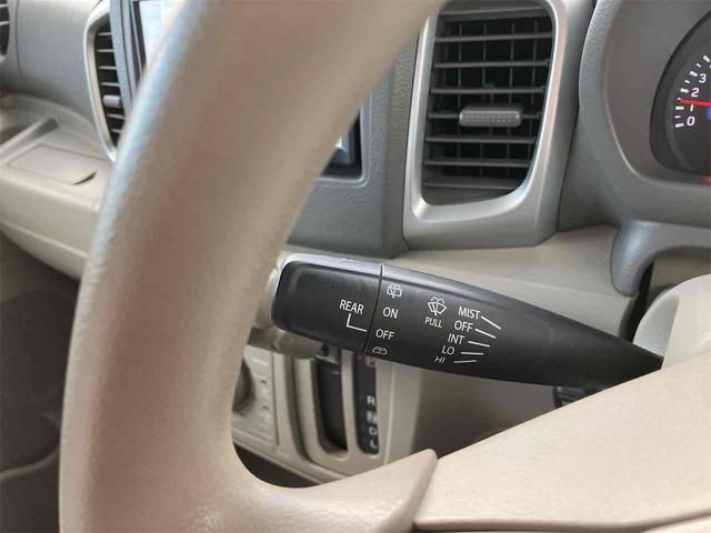 スペーシア Ｔ　４ＷＤ　バックカメラ　両側スライド・片側電動　ナビ　オートライト　アイドリングストップ　電動格納ミラー　シートヒーター　ベンチシート　ＣＶＴ　盗難防止システム　ＡＢＳ　ＣＤ　ＵＳＢ　アルミホイール（9枚目）