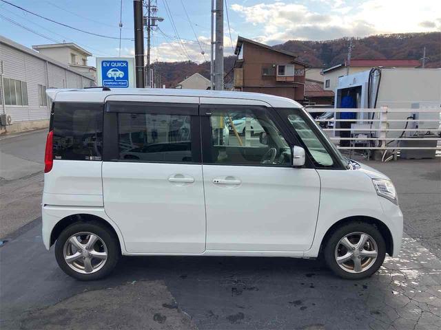 スペーシア Ｔ　４ＷＤ　バックカメラ　両側スライド・片側電動　ナビ　オートライト　アイドリングストップ　電動格納ミラー　シートヒーター　ベンチシート　ＣＶＴ　盗難防止システム　ＡＢＳ　ＣＤ　ＵＳＢ　アルミホイール（14枚目）