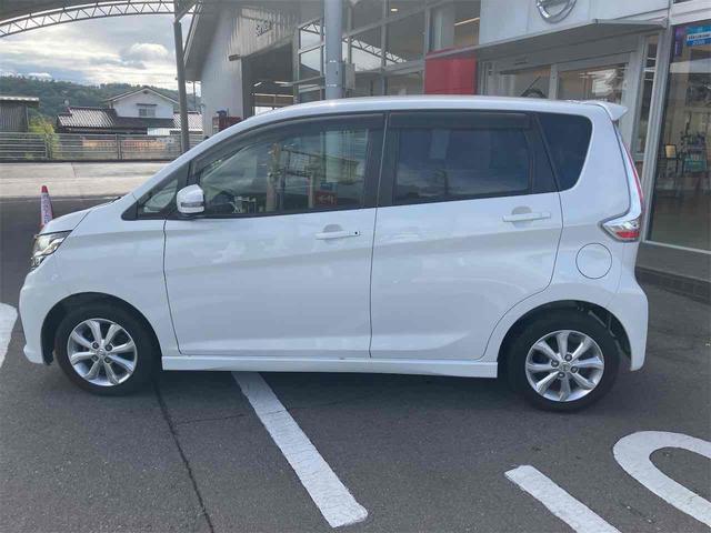 デイズ ハイウェイスター　Ｘ　全周囲カメラ　ナビ　ＴＶ　レーンアシスト　衝突被害軽減システム　オートマチックハイビーム　オートライト　ＨＩＤ　スマートキー　アイドリングストップ　電動格納ミラー　ベンチシート　ＣＶＴ（18枚目）