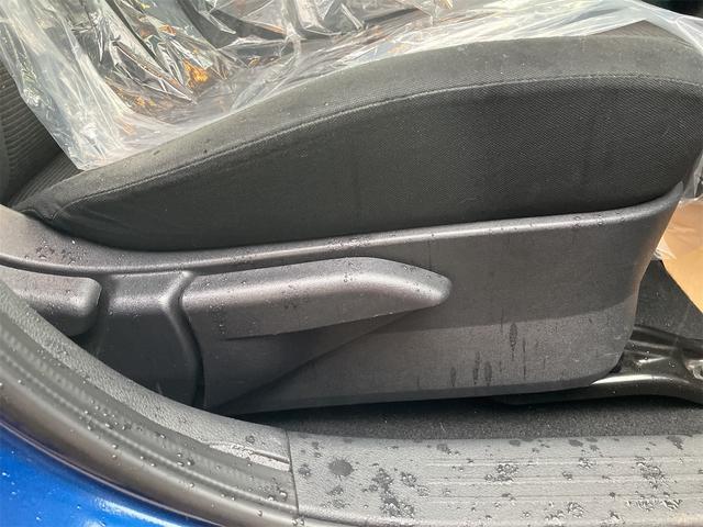 ノート Ｓ　ＦＯＵＲ　４ＷＤ　ドライブレコーダー　ＥＴＣ　全周囲カメラ　ナビ　ＴＶ　クリアランスソナー　衝突被害軽減システム　オートマチックハイビーム　オートライト　スマートキー　アイドリングストップ　電動格納ミラー（37枚目）