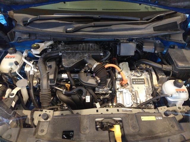 ノート Ｘ　ＦＯＵＲ　ワンオーナー４ＷＤ（17枚目）