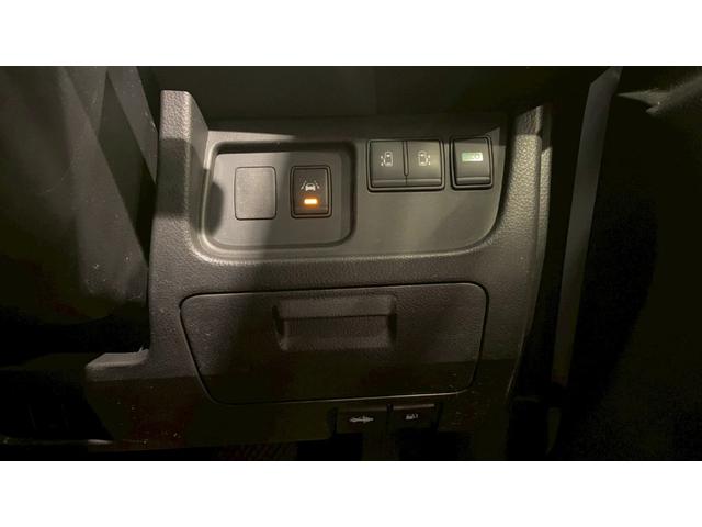 セレナ 20X Vセレクション+セーフティ 4WD(17枚目)