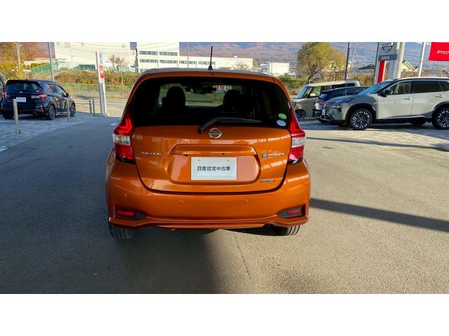 ノート ｅ－パワー　Ｘ　アラウンドビューモニター（3枚目）