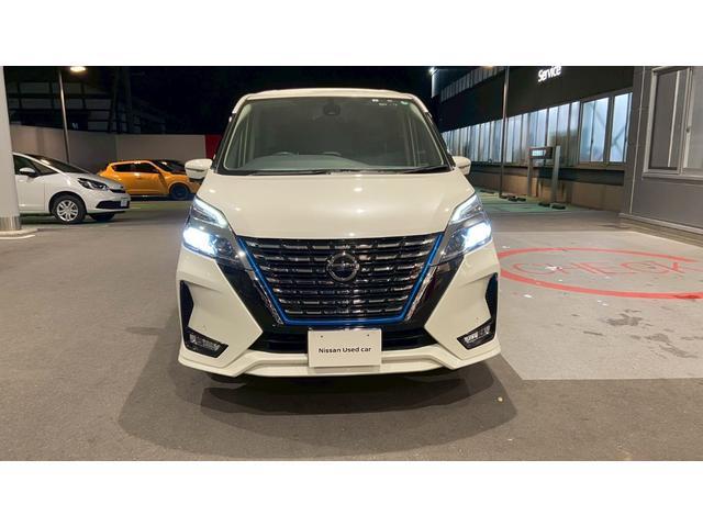 セレナ ｅ－パワー　ハイウェイスターＶ　アラウンドビューモニター（2枚目）