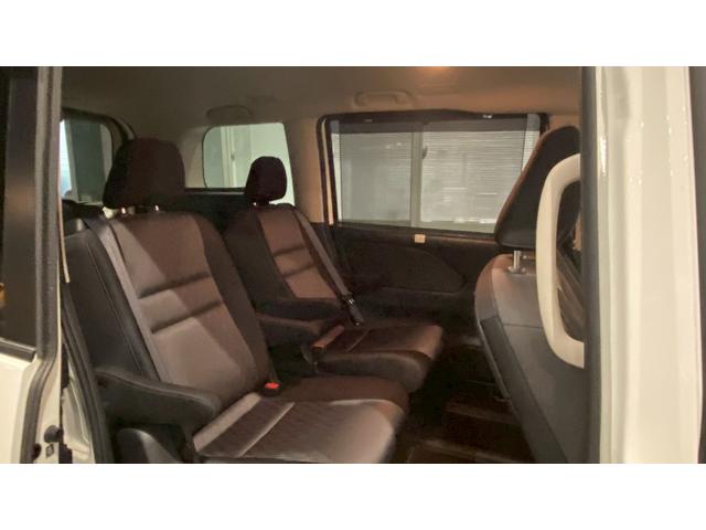 セレナ ｅ－パワー　ハイウェイスターＶ　アラウンドビューモニター（14枚目）