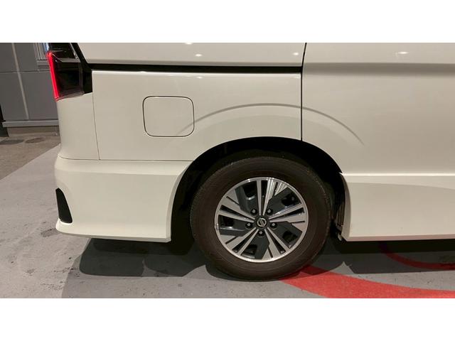 セレナ ｅ－パワー　ハイウェイスターＶ　アラウンドビューモニター（20枚目）