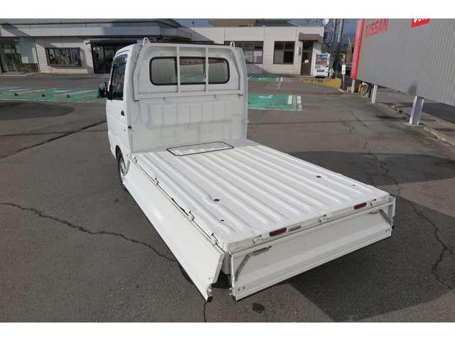 NT100クリッパートラック DX セーフティパッケージ 4WD 軽トラック 三方開 AT 衝突被害軽減システム レーンアシスト ESC エアコン 運転席エアバッグ 助手席エアバッグ(17枚目)