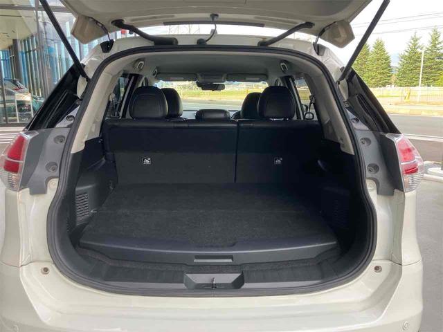 エクストレイル ２０Ｘ　ハイブリッド　エマージェンシーブレーキＰ　４ＷＤ　ドライブレコーダー　ＥＴＣ　全周囲カメラ　クリアランスソナー　オートクルーズコントロール　衝突被害軽減システム　ナビ　オートライト　ＬＥＤヘッドランプ　アルミホイール　スマートキー（19枚目）