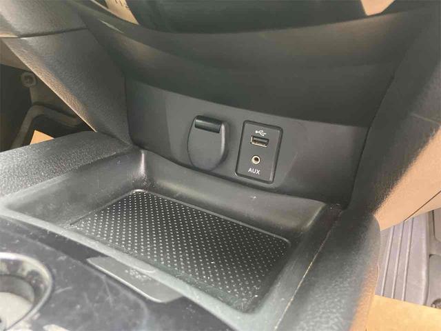 エクストレイル ２０Ｘ　ハイブリッド　エマージェンシーブレーキＰ　４ＷＤ　ドライブレコーダー　ＥＴＣ　全周囲カメラ　クリアランスソナー　オートクルーズコントロール　衝突被害軽減システム　ナビ　オートライト　ＬＥＤヘッドランプ　アルミホイール　スマートキー（28枚目）