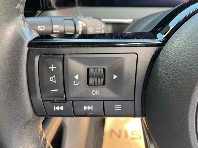 ノート Ｘ　ドライブレコーダー　ＥＴＣ　全周囲カメラ　クリアランスソナー　オートクルーズコントロール　衝突被害軽減システム　オートマチックハイビーム　オートライト　スマートキー　電動格納ミラー　シートヒーター（10枚目）