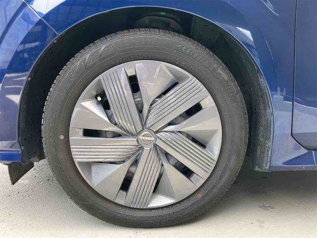 ノート Ｘ　ドライブレコーダー　ＥＴＣ　全周囲カメラ　クリアランスソナー　オートクルーズコントロール　衝突被害軽減システム　オートマチックハイビーム　オートライト　スマートキー　電動格納ミラー　シートヒーター（20枚目）