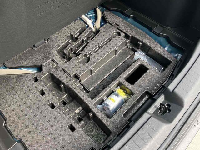 ノート Ｘ　ドライブレコーダー　ＥＴＣ　全周囲カメラ　クリアランスソナー　オートクルーズコントロール　衝突被害軽減システム　オートマチックハイビーム　オートライト　スマートキー　電動格納ミラー　シートヒーター（33枚目）