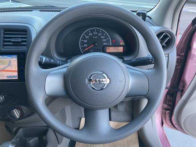 マーチ Ｘ　ＦＯＵＲ　Ｖセレクション　４ＷＤ　バックカメラ　ナビ　クリアランスソナー　オートライト　スマートキー　電動格納ミラー　ＣＶＴ　盗難防止システム　衝突安全ボディ　ＡＢＳ　ＥＳＣ　エアコン　パワーステアリング　パワーウィンドウ（3枚目）