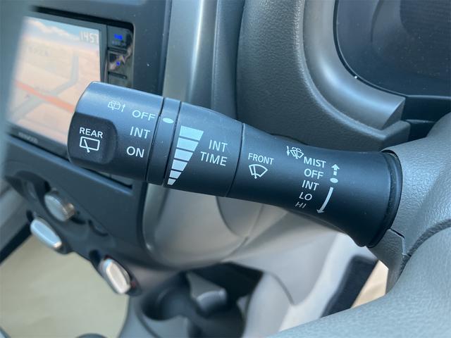 マーチ Ｘ　ＦＯＵＲ　Ｖセレクション　４ＷＤ　バックカメラ　ナビ　クリアランスソナー　オートライト　スマートキー　電動格納ミラー　ＣＶＴ　盗難防止システム　衝突安全ボディ　ＡＢＳ　ＥＳＣ　エアコン　パワーステアリング　パワーウィンドウ（11枚目）