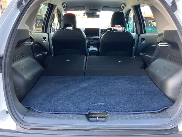 ノート オーテック　クロスオーバー　ＦＯＵＲ　４ＷＤ　全周囲カメラ　ナビ　ＴＶ　クリアランスソナー　オートクルーズコントロール　衝突被害軽減システム　アルミホイール　ＬＥＤヘッドランプ　スマートキー　電動格納ミラー　シートヒーター　ＣＶＴ（19枚目）