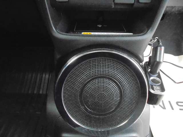 N-BOXスラッシュ 660 X ターボパッケージ 4WD 衝突被害軽減ブレーキ 禁煙車 リアカメラ アルミホイール オートクルーズコントロール エアバッグ ABS 4WD キーフリー フルオートエアコン ETC車載器 TVナビ(6枚目)