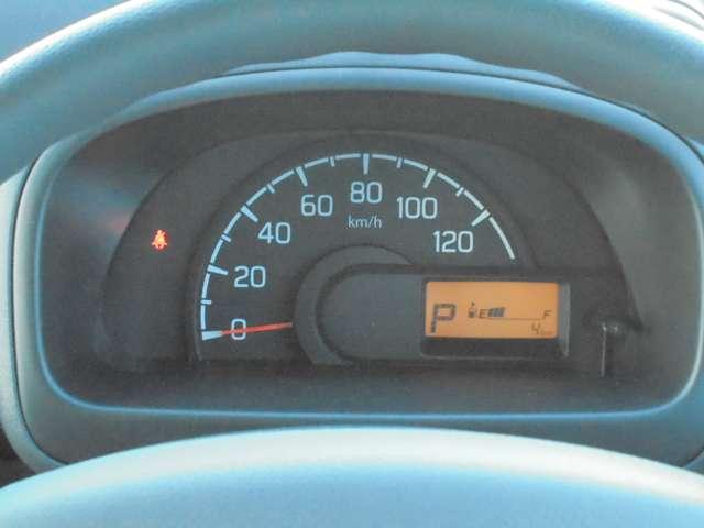 NT100クリッパートラック 660 DX セーフティパッケージ 4WD インテリジェントエマージェンシーブレーキ パワーウィンドウ キーレスエントリー 禁煙車 助手席エアバッグ 切替式4WD 車線逸脱警報 エアバッグ エアコン ABS パワーステアリング(7枚目)