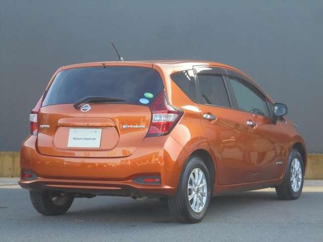 ノート 1.2 e-POWER X 禁煙 運転席助手席エアバック レーンキープ AUTOエアコン 1オーナー ナビTV AW 運転席エアバッグ キーレスエントリー ETC車載器 パワーウィンドウ パワステ メモリーナビ ABS ワンセグ(2枚目)