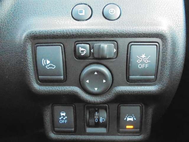 ノート 1.2 e-POWER X 禁煙 運転席助手席エアバック レーンキープ AUTOエアコン 1オーナー ナビTV AW 運転席エアバッグ キーレスエントリー ETC車載器 パワーウィンドウ パワステ メモリーナビ ABS ワンセグ(14枚目)