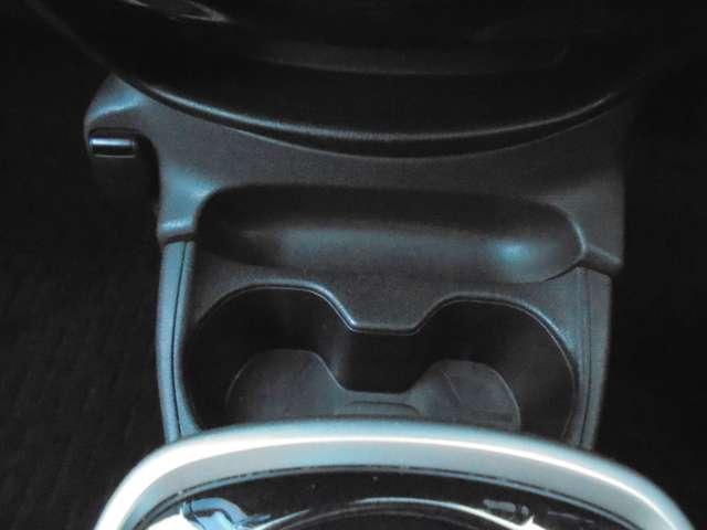 ノート 1.2 e-POWER X 禁煙 運転席助手席エアバック レーンキープ AUTOエアコン 1オーナー ナビTV AW 運転席エアバッグ キーレスエントリー ETC車載器 パワーウィンドウ パワステ メモリーナビ ABS ワンセグ(19枚目)