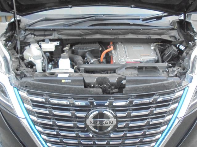 セレナ 1.2 e-POWER ハイウェイスター V 360°カメラ エマジェンシーブレーキ 1オナ スマキー バックカメラ 禁煙 LED レーンアシスト ETC ドラレコ サイドエアバック フルオートエアコン アルミホイール エアバック ABS(35枚目)