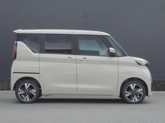 ルークス ハイウェイスター　Ｇターボプロパイロットエディション　４ＷＤ　ＥＴＣ　全周囲カメラ　両側電動スライドドア　ナビ　ＴＶ　クリアランスソナー　レーンアシスト　衝突被害軽減システム　オートライト　ＬＥＤヘッドランプ　スマートキー　アイドリングストップ（17枚目）