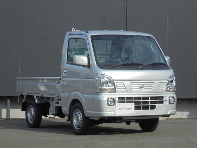 ＮＴ１００クリッパートラック ＧＸ　４ＷＤ　軽トラック　ＡＴ　衝突被害軽減システム　クリアランスソナー　レーンアシスト　キーレスエントリー　アイドリングストップ　電動格納ミラー　ＥＳＣ　エアコン　運転席エアバッグ　助手席エアバッグ　ＣＤ（13枚目）
