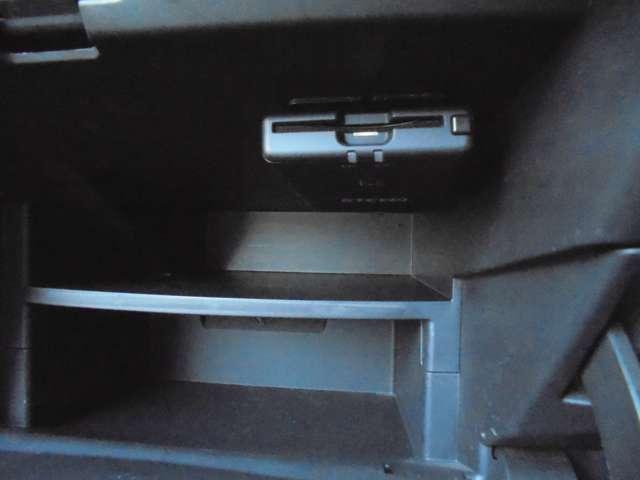 ノート ｅ－パワー　メダリスト　ＦＯＵＲ　４ＷＤ　ドライブレコーダー　ＥＴＣ　全周囲カメラ　ナビ　ＴＶ　クリアランスソナー　オートクルーズコントロール　レーンアシスト　衝突被害軽減システム　アルミホイール　オートライト　ＬＥＤヘッドランプ（7枚目）