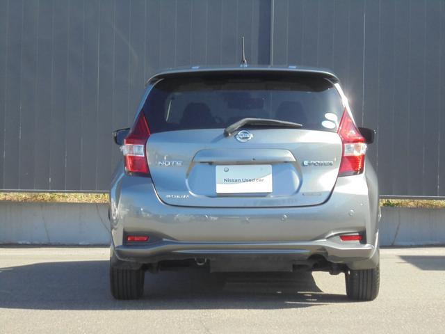 ノート ｅ－パワー　メダリスト　ＦＯＵＲ　４ＷＤ　ドライブレコーダー　ＥＴＣ　全周囲カメラ　ナビ　ＴＶ　クリアランスソナー　オートクルーズコントロール　レーンアシスト　衝突被害軽減システム　アルミホイール　オートライト　ＬＥＤヘッドランプ（48枚目）