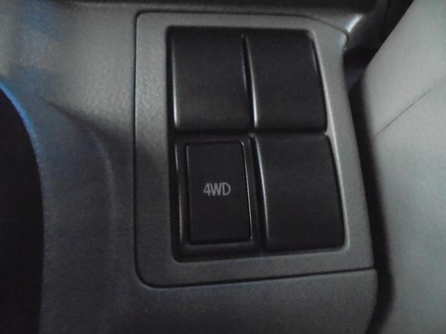 NV100クリッパーバン DX 4WD 5速マニュアル エアコン パワ-ウインド パワーステアリング ESC 衝突軽減ブレーキ 横滑り防止 ハイビームアシスト オートライト USB充電 Wエアバッグ ソナー(8枚目)