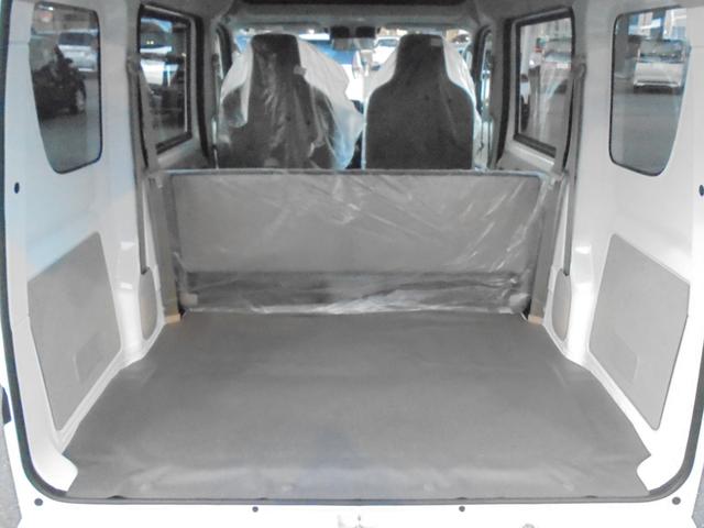 NV100クリッパーバン DX 4WD 5速マニュアル エアコン パワ-ウインド パワーステアリング ESC 衝突軽減ブレーキ 横滑り防止 ハイビームアシスト オートライト USB充電 Wエアバッグ ソナー(20枚目)