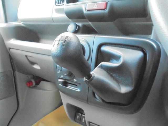 ＮＶ１００クリッパーバン ＧＸ　届出済み未使用車　４ＷＤ　５速マニュアル　衝突軽減ブレーキ　横滑り防止　ＥＳＣ　ＬＥＤヘットランプ　オートライト　オートハイビーム　ＵＳＢ充電　シートヒーター　エアコン　パワステ　パワ－ウインド（19枚目）