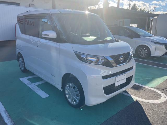 ルークス Ｘ　４ＷＤ　ドライブレコーダー　全周囲カメラ　両側スライド・片側電動　ナビ　ＴＶ　クリアランスソナー　衝突被害軽減システム　オートライト　スマートキー　アイドリングストップ　電動格納ミラー　シートヒーター（13枚目）