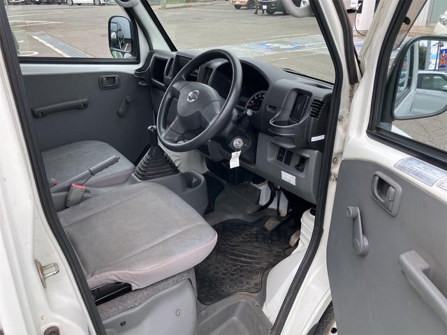 クリッパートラック ＤＸ　４ＷＤ　ＭＴ　ＡＢＳ　エアコン　パワーステアリング　運転席エアバッグ（10枚目）