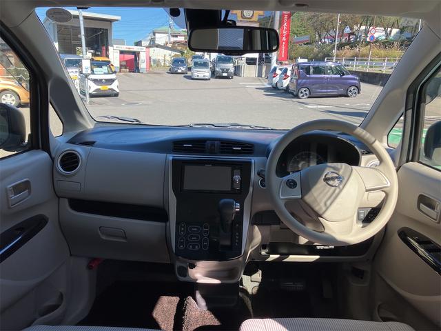 デイズ Ｘ　助手席回転シート　エマジェンシーブレーキ　イモビライザー　キーレス　４ＷＤ　ＡＢＳ　パワーウィンドウ　パワーステアリング　シートヒーター　オ－トエアコン　バックカメラ　フロントカメラ　サイドカメラ　　助手席回転シート（2枚目）