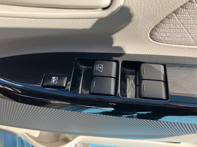 デイズ Ｘ　助手席回転シート　エマジェンシーブレーキ　イモビライザー　キーレス　４ＷＤ　ＡＢＳ　パワーウィンドウ　パワーステアリング　シートヒーター　オ－トエアコン　バックカメラ　フロントカメラ　サイドカメラ　　助手席回転シート（35枚目）