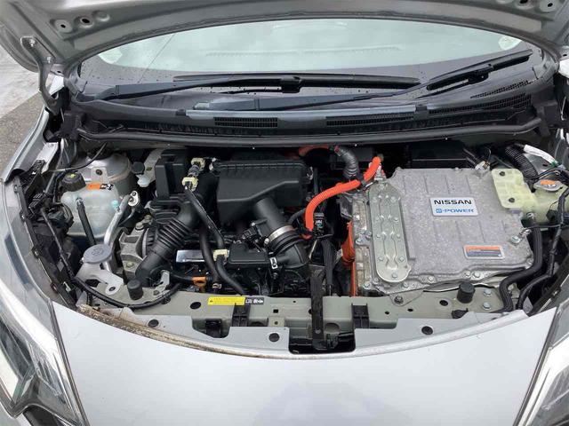 ノート ｅ－パワー　Ｘ　ＦＯＵＲ　４ＷＤ　全周囲カメラ　ナビ　ＴＶ　クリアランスソナー　レーンアシスト　衝突被害軽減システム　アルミホイール　オートライト　スマートキー　盗難防止システム　衝突安全ボディ　ＡＢＳ　バックビューモニター（19枚目）