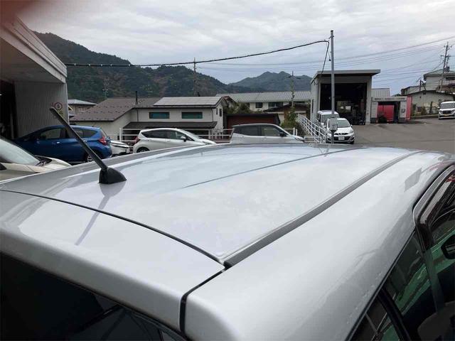 ノート ｅ－パワー　Ｘ　ＦＯＵＲ　４ＷＤ　全周囲カメラ　ナビ　ＴＶ　クリアランスソナー　レーンアシスト　衝突被害軽減システム　アルミホイール　オートライト　スマートキー　盗難防止システム　衝突安全ボディ　ＡＢＳ　バックビューモニター（27枚目）