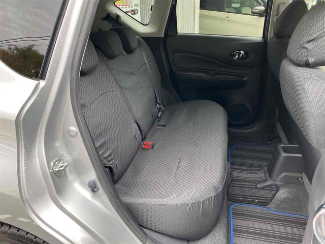 ノート ｅ－パワー　Ｘ　ＦＯＵＲ　４ＷＤ　全周囲カメラ　ナビ　ＴＶ　クリアランスソナー　レーンアシスト　衝突被害軽減システム　アルミホイール　オートライト　スマートキー　盗難防止システム　衝突安全ボディ　ＡＢＳ　バックビューモニター（28枚目）