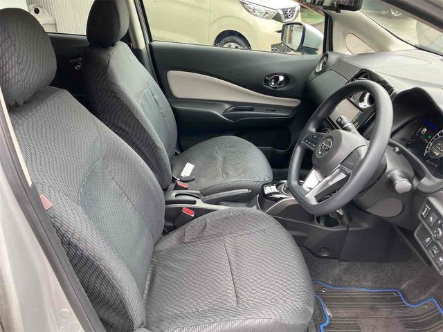 ノート ｅ－パワー　Ｘ　ＦＯＵＲ　４ＷＤ　全周囲カメラ　ナビ　ＴＶ　クリアランスソナー　レーンアシスト　衝突被害軽減システム　アルミホイール　オートライト　スマートキー　盗難防止システム　衝突安全ボディ　ＡＢＳ　バックビューモニター（38枚目）