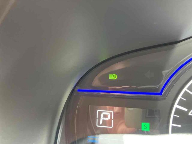 ノート ｅ－パワー　Ｘ　ＦＯＵＲ　４ＷＤ　全周囲カメラ　ナビ　ＴＶ　クリアランスソナー　レーンアシスト　衝突被害軽減システム　アルミホイール　オートライト　スマートキー　盗難防止システム　衝突安全ボディ　ＡＢＳ　バックビューモニター（51枚目）