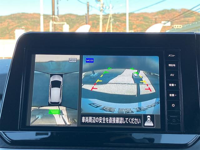 【全周囲カメラ】真上から車を見たようにモニターで確認ができる。是非実際の車で体感してみてください。