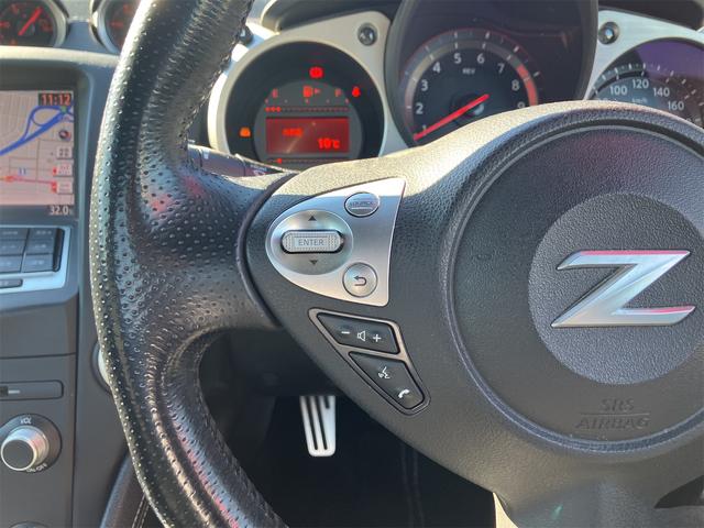 フェアレディZ バージョンS ETC バックカメラ ナビ MT HID スマートキー アルミホイール 盗難防止システム 衝突安全ボディ ABS ESC CD エアコン パワーステアリング パワーウィンドウ(11枚目)